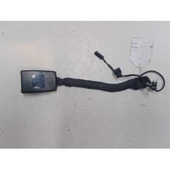 ANCLAJE CINTURON DELANTERO DERECHO 