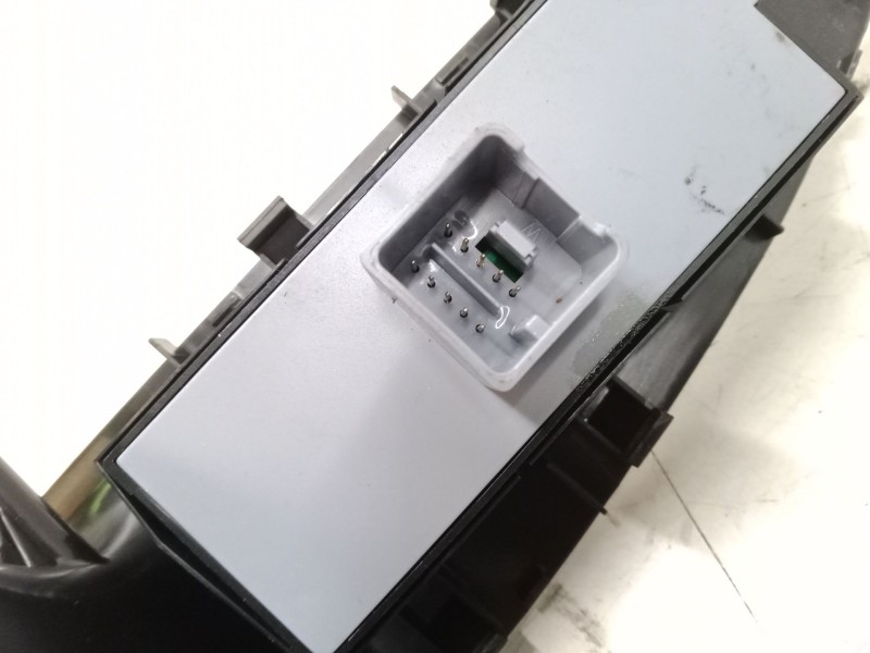 Recambio de mando elevalunas delantero izquierdo para seat toledo iii (5p2) 2.0 fsi referencia OEM IAM   