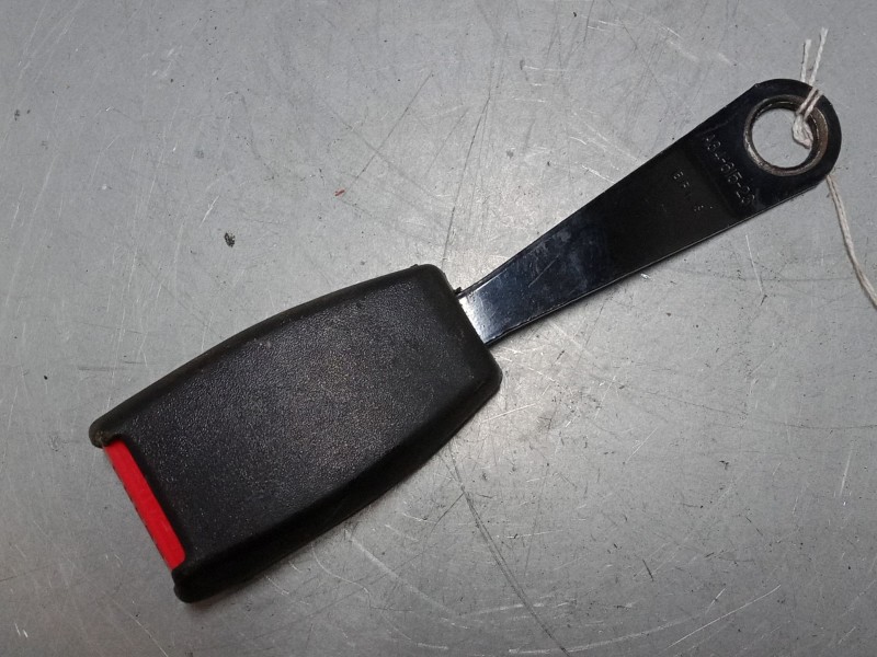 Recambio de anclaje cinturon delantero derecho para suzuki vitara cabrio (et, ta) 2.0 16v (ta51, sv420) referencia OEM IAM   