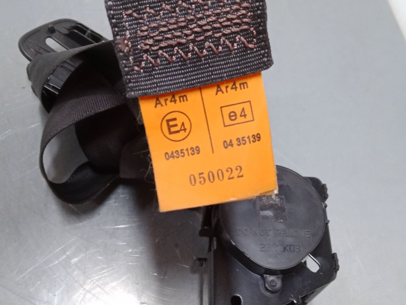 Recambio de cinturon seguridad trasero derecho para chevrolet captiva (c100, c140) 2.0 d 4wd referencia OEM IAM    Recambio de cinturon seguridad trasero derecho para chevrolet captiva (c100, c140) 2.0 d 4wd referencia OEM IAM