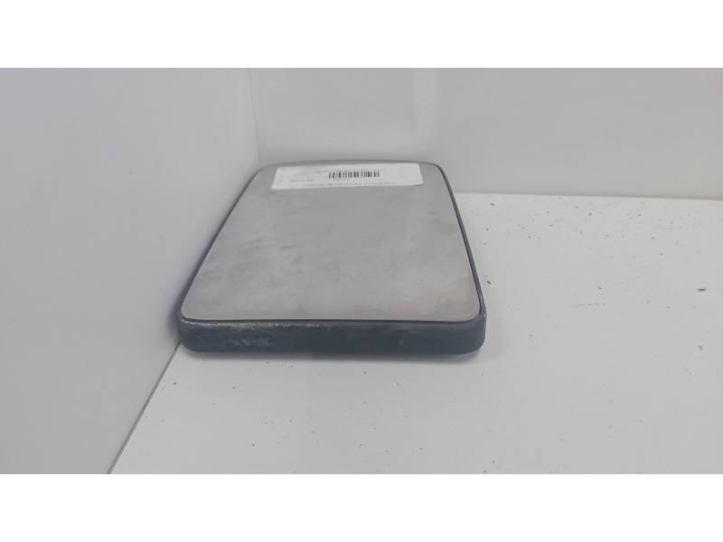 CRISTAL RETROVISOR IZQUIERDO 