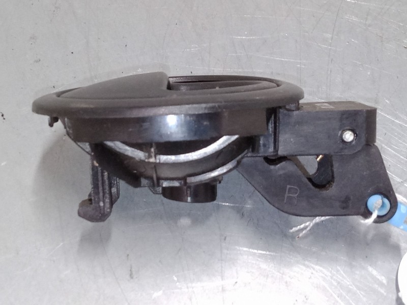 Recambio de maneta interior puerta delantera derecha para daewoo kalos (klas) 1.2 referencia OEM IAM    Recambio de maneta interior puerta delantera derecha para daewoo kalos (klas) 1.2 referencia OEM IAM