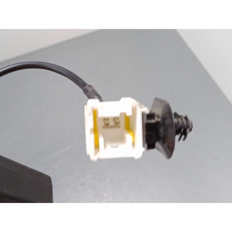 Recambio de anclaje cinturon delantero izquierdo para citroën c4 picasso i monospace (ud_) 1.8 i 16v referencia OEM IAM 96549728