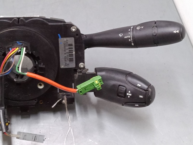 Recambio de mando luces para peugeot 407 (6d_) 1.6 hdi 110 (6d9hzc, 6d9hyc) referencia OEM IAM   