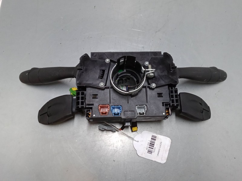 Recambio de mando luces para peugeot 407 (6d_) 1.6 hdi 110 (6d9hzc, 6d9hyc) referencia OEM IAM   