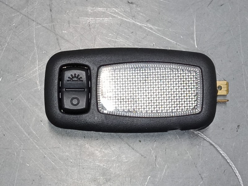 Recambio de luz lateral techo derecha para hyundai i20 ii (gb, ib) 1.2 referencia OEM IAM   