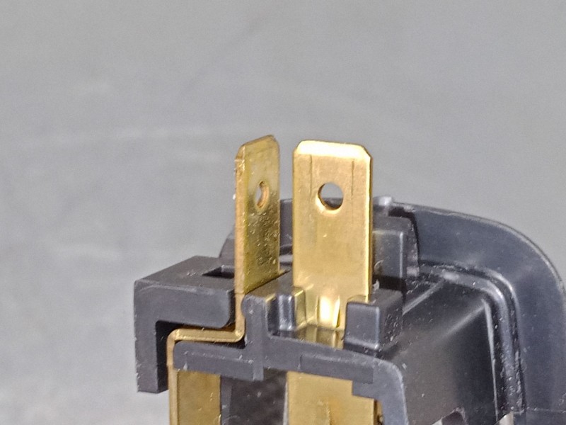 Recambio de luz lateral techo derecha para hyundai i20 ii (gb, ib) 1.2 referencia OEM IAM   