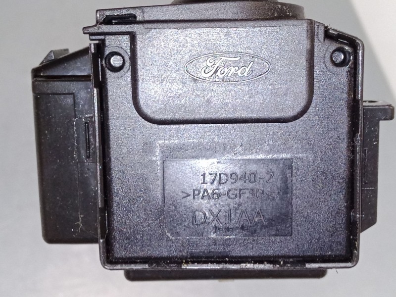 Recambio de mando de intermitencia para ford tourneo connect 1.8 tdci referencia OEM IAM 17D940  