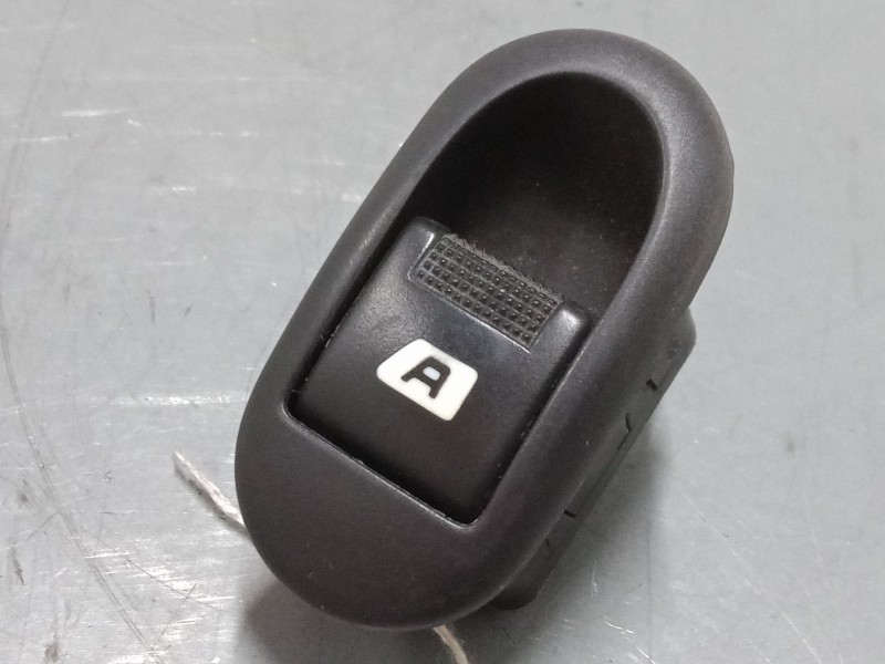 Recambio de mando elevalunas delantero derecho para citroën c3 i (fc_, fn_) 1.1 i referencia OEM IAM 96401469XT   Recambio de mando elevalunas delantero derecho para citroën c3 i (fc_, fn_) 1.1 i referencia OEM IAM 96401469XT