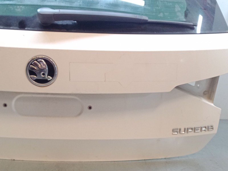 Recambio de porton trasero para skoda superb iii station wagon (3v5) 2.0 tdi referencia OEM IAM   