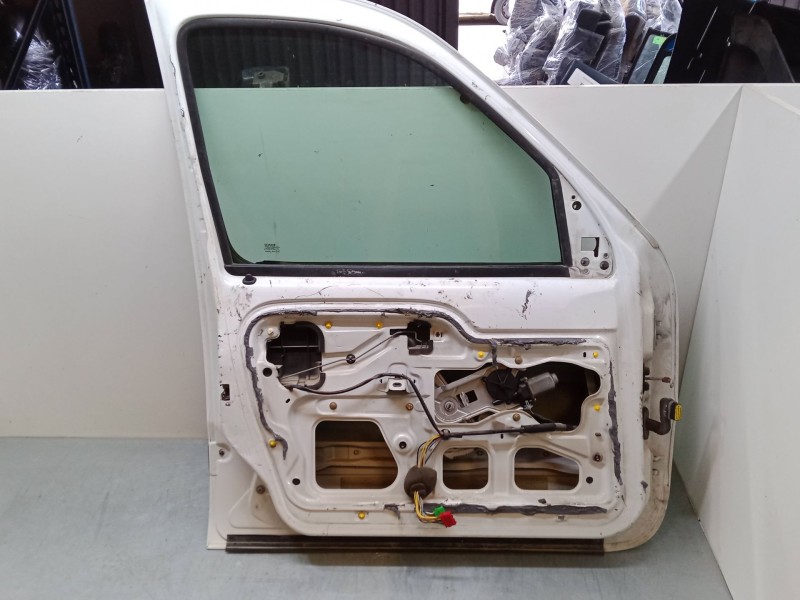 Recambio de puerta delantera izquierda para renault kangoo (kc0/1_) 1.5 dci (kc08, kc09) referencia OEM IAM    Recambio de puerta delantera izquierda para renault kangoo (kc0/1_) 1.5 dci (kc08, kc09) referencia OEM IAM