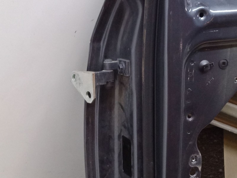 Recambio de puerta delantera derecha para volkswagen passat b6 variant (3c5) 2.0 tdi referencia OEM IAM    Recambio de puerta delantera derecha para volkswagen passat b6 variant (3c5) 2.0 tdi referencia OEM IAM