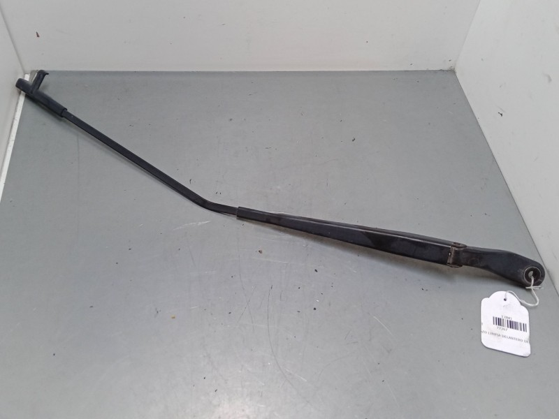 Recambio de brazo limpia delantero derecho para mazda 3 (bk) 1.6 di turbo referencia OEM IAM    Recambio de brazo limpia delantero derecho para mazda 3 (bk) 1.6 di turbo referencia OEM IAM