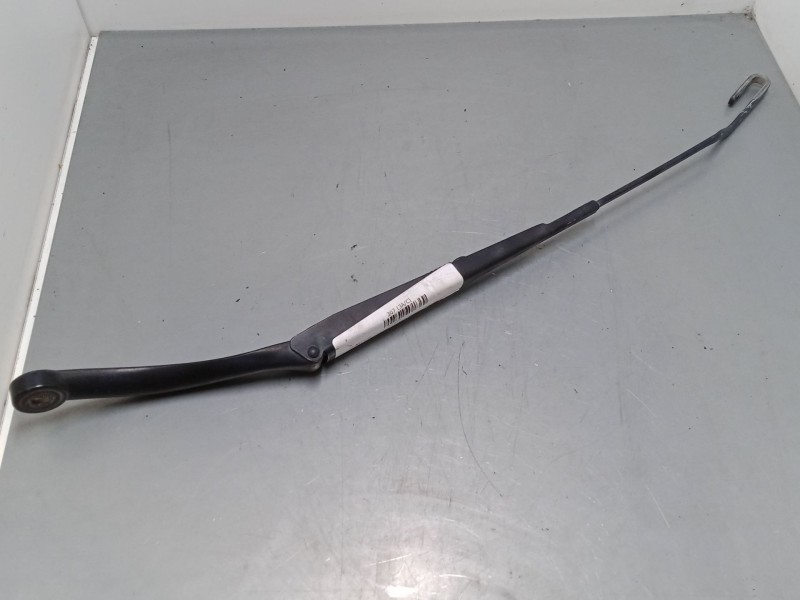 Recambio de brazo limpia delantero derecho para peugeot 307 (3a/c) 2.0 hdi 90 referencia OEM IAM    Recambio de brazo limpia delantero derecho para peugeot 307 (3a/c) 2.0 hdi 90 referencia OEM IAM