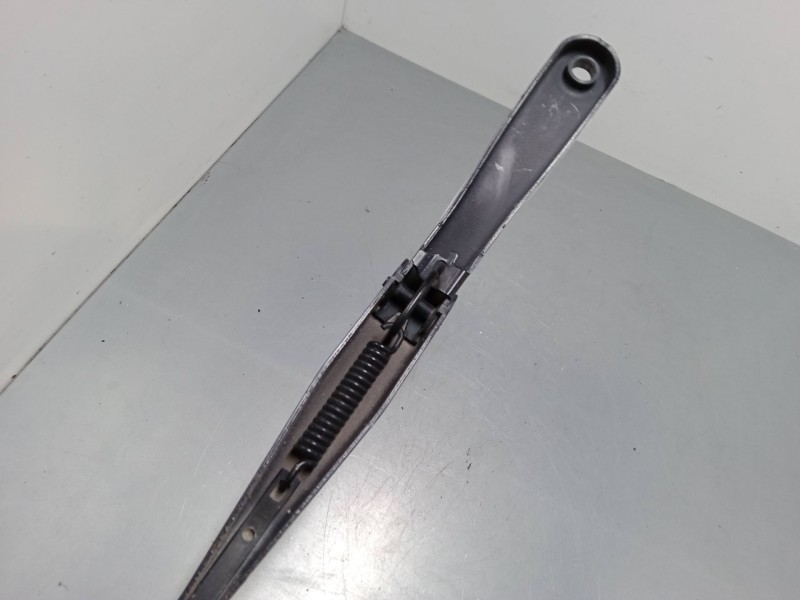 Recambio de brazo limpia delantero izquierdo para opel astra h (a04) 1.6 (l48) referencia OEM IAM    Recambio de brazo limpia delantero izquierdo para opel astra h (a04) 1.6 (l48) referencia OEM IAM