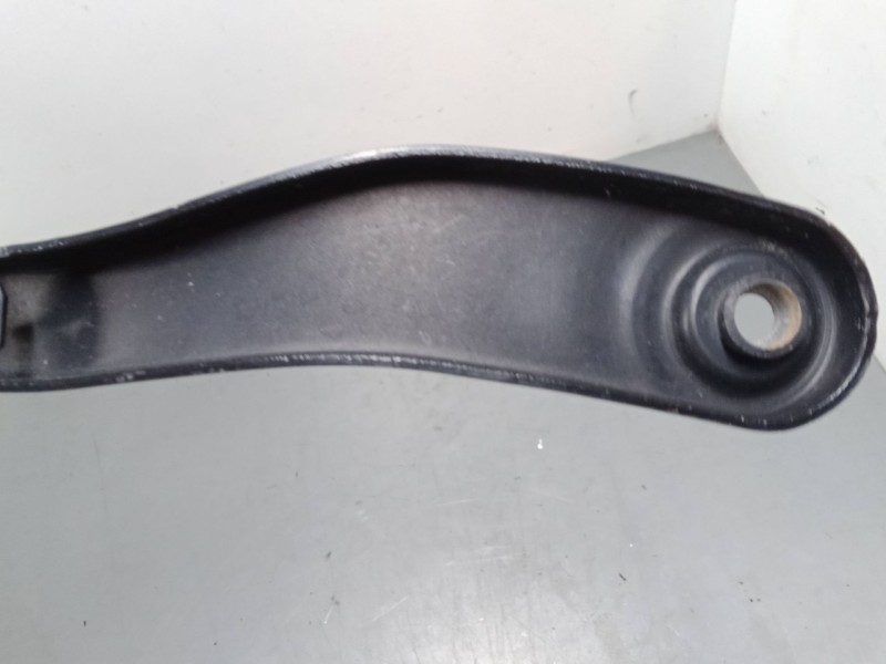 Recambio de brazo limpia delantero izquierdo para volvo v50 (545) 2.4 referencia OEM IAM   