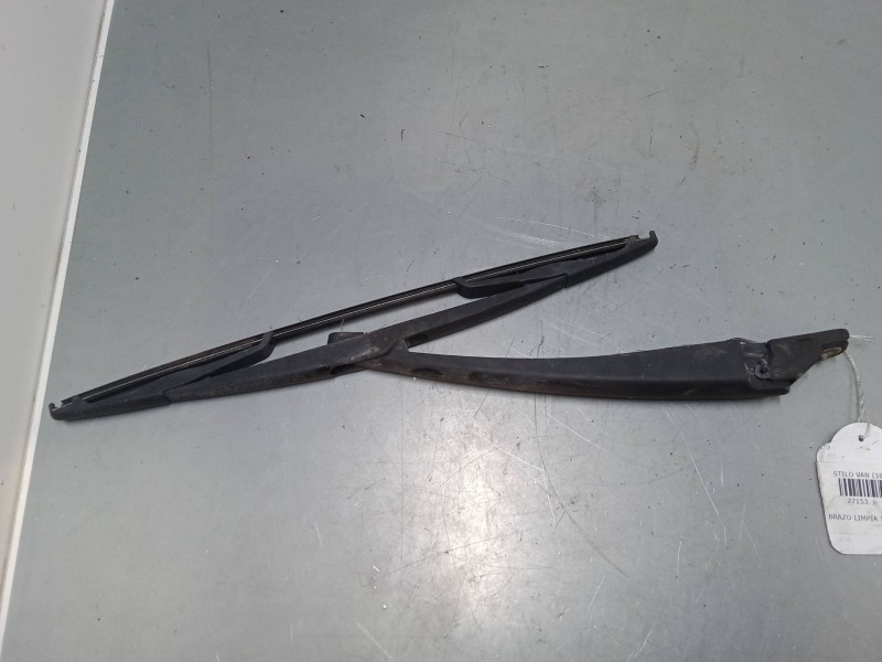 Recambio de brazo limpia trasero para fiat stilo van (192_) 1.9 jtd (192dxe1a) referencia OEM IAM    Recambio de brazo limpia trasero para fiat stilo van (192_) 1.9 jtd (192dxe1a) referencia OEM IAM