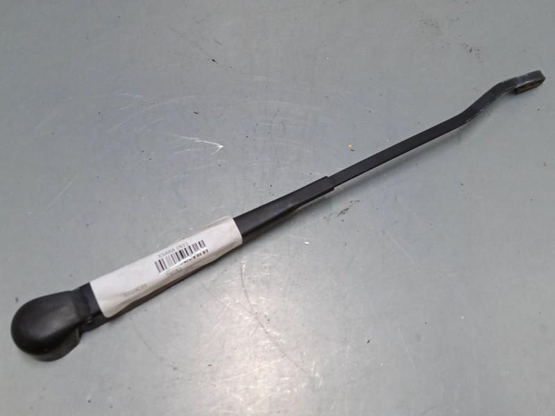 Recambio de brazo limpia trasero para citroën xsara (n1) 2.0 hdi 90 referencia OEM IAM    Recambio de brazo limpia trasero para citroën xsara (n1) 2.0 hdi 90 referencia OEM IAM