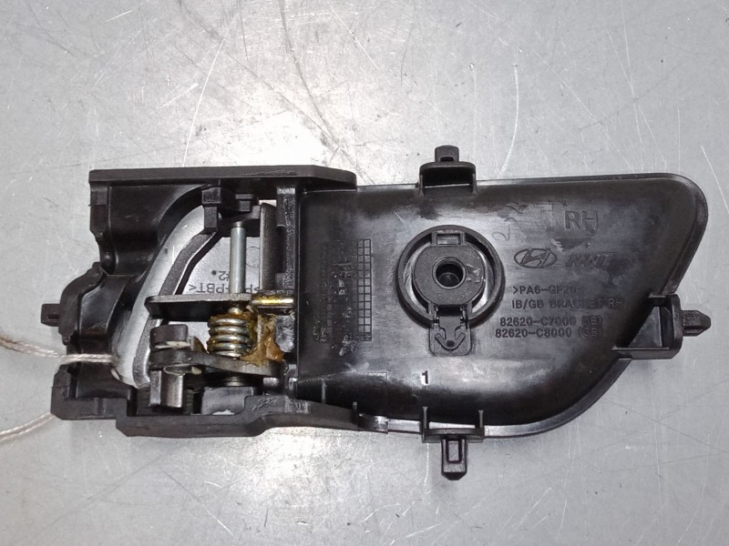 Recambio de maneta interior puerta delantera derecha para hyundai i20 ii (gb, ib) 1.2 referencia OEM IAM   