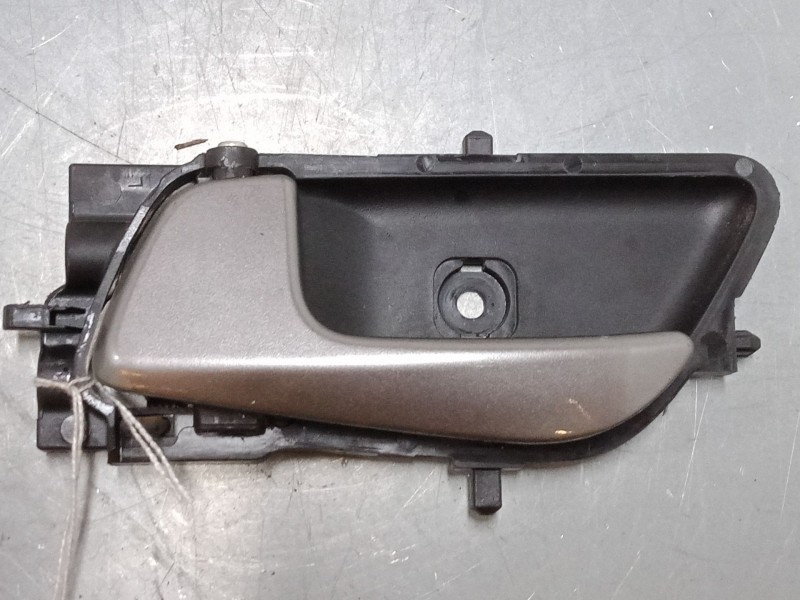 Recambio de maneta interior puerta delantera izquierda para hyundai i20 ii (gb, ib) 1.2 referencia OEM IAM   