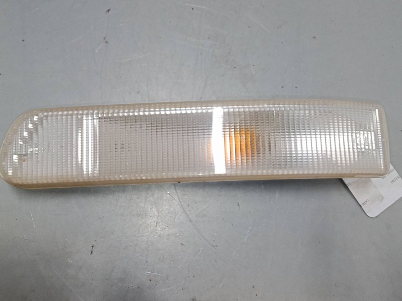 Recambio de intermitente delantero izquierdo para iveco stralis ad 260 s 36 y/ps euro5 ad260s36y ps referencia OEM IAM   