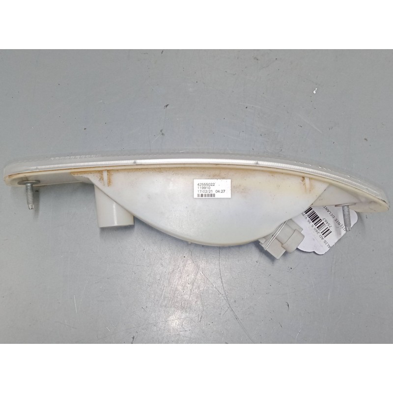 Recambio de intermitente delantero derecho para iveco stralis ad 260 s 36 y/ps euro5 ad260s36y ps referencia OEM IAM    Recambio de intermitente delantero derecho para iveco stralis ad 260 s 36 y/ps euro5 ad260s36y ps referencia OEM IAM