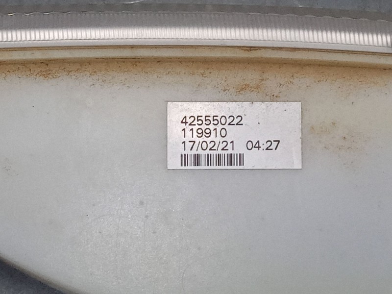 Recambio de intermitente delantero derecho para iveco stralis ad 260 s 36 y/ps euro5 ad260s36y ps referencia OEM IAM    Recambio de intermitente delantero derecho para iveco stralis ad 260 s 36 y/ps euro5 ad260s36y ps referencia OEM IAM