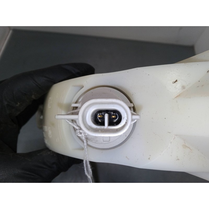 Recambio de intermitente delantero derecho para iveco stralis ad 260 s 36 y/ps euro5 ad260s36y ps referencia OEM IAM    Recambio de intermitente delantero derecho para iveco stralis ad 260 s 36 y/ps euro5 ad260s36y ps referencia OEM IAM