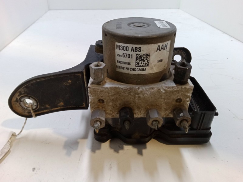 Recambio de abs para chevrolet spark (m300) 1.0 referencia OEM IAM 95996701 M300 ABS AAH 688250455