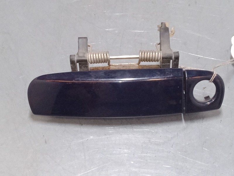 Recambio de maneta exterior puerta delantera izquierda para audi a4 b6 (8e2) 2.0 referencia OEM IAM    Recambio de maneta exterior puerta delantera izquierda para audi a4 b6 (8e2) 2.0 referencia OEM IAM