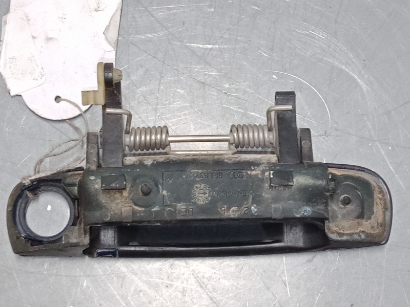 Recambio de maneta exterior puerta delantera izquierda para audi a4 b6 (8e2) 2.0 referencia OEM IAM    Recambio de maneta exterior puerta delantera izquierda para audi a4 b6 (8e2) 2.0 referencia OEM IAM