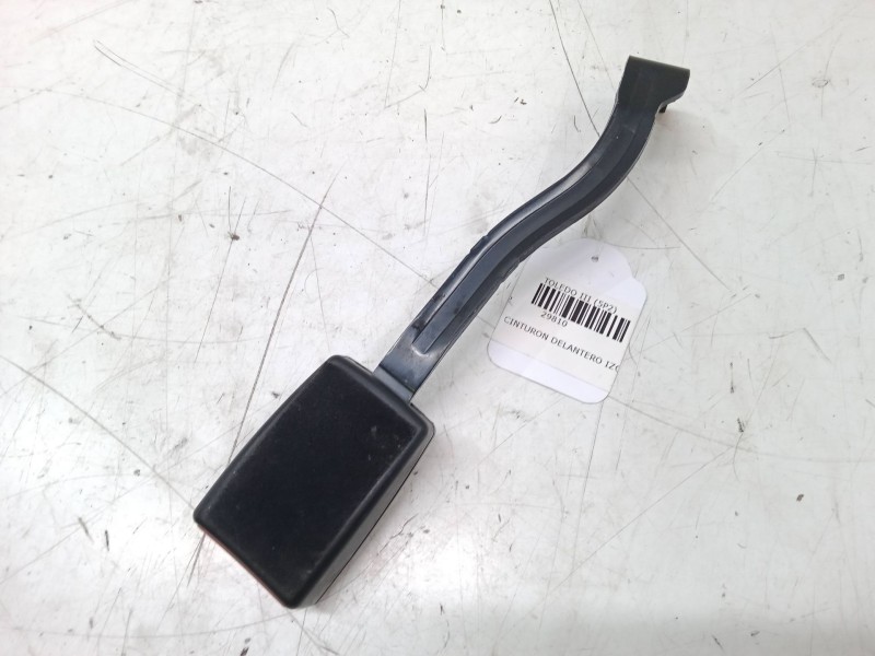 Recambio de anclaje cinturon delantero izquierdo para seat toledo iii (5p2) 2.0 fsi referencia OEM IAM   