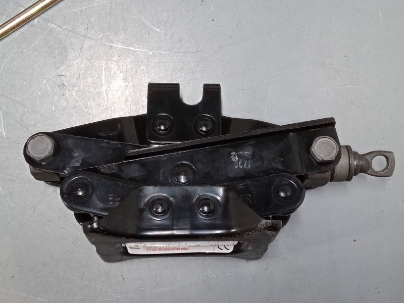 Recambio de gato para daewoo kalos (klas) 1.2 referencia OEM IAM    Recambio de gato para daewoo kalos (klas) 1.2 referencia OEM IAM