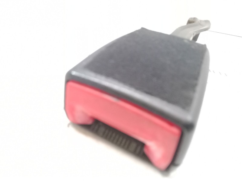 Recambio de anclaje cinturon delantero izquierdo para seat toledo iii (5p2) 2.0 fsi referencia OEM IAM   