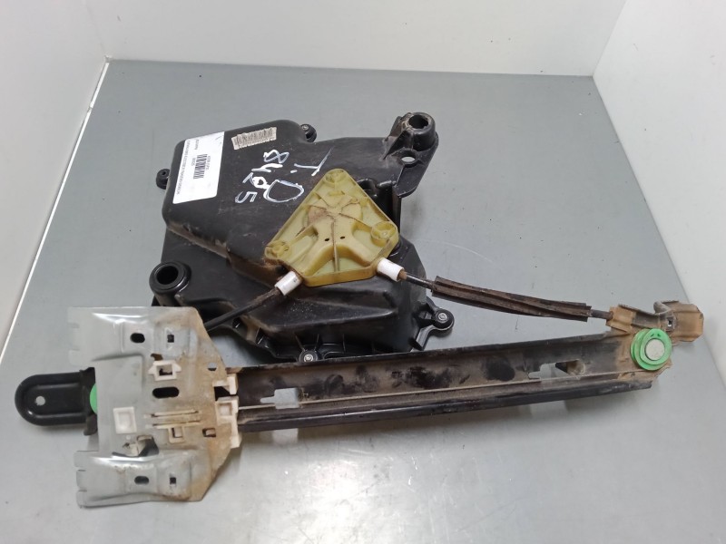 Recambio de elevalunas electrico trasero derecho para seat leon (1p1) 1.9 tdi referencia OEM IAM    Recambio de elevalunas electrico trasero derecho para seat leon (1p1) 1.9 tdi referencia OEM IAM