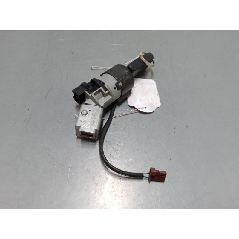 Recambio de clausor para citroën c4 picasso i monospace (ud_) 1.8 i 16v referencia OEM IAM   