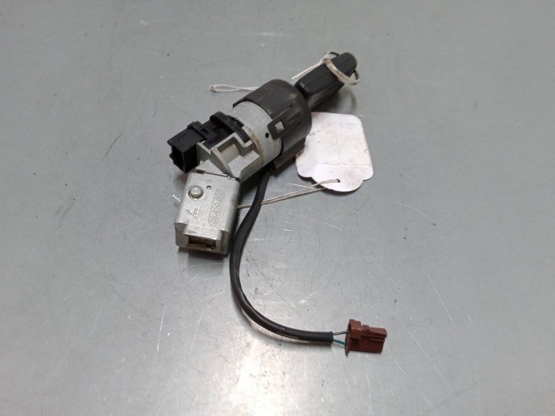 Recambio de clausor para citroën c4 picasso i monospace (ud_) 1.8 i 16v referencia OEM IAM   