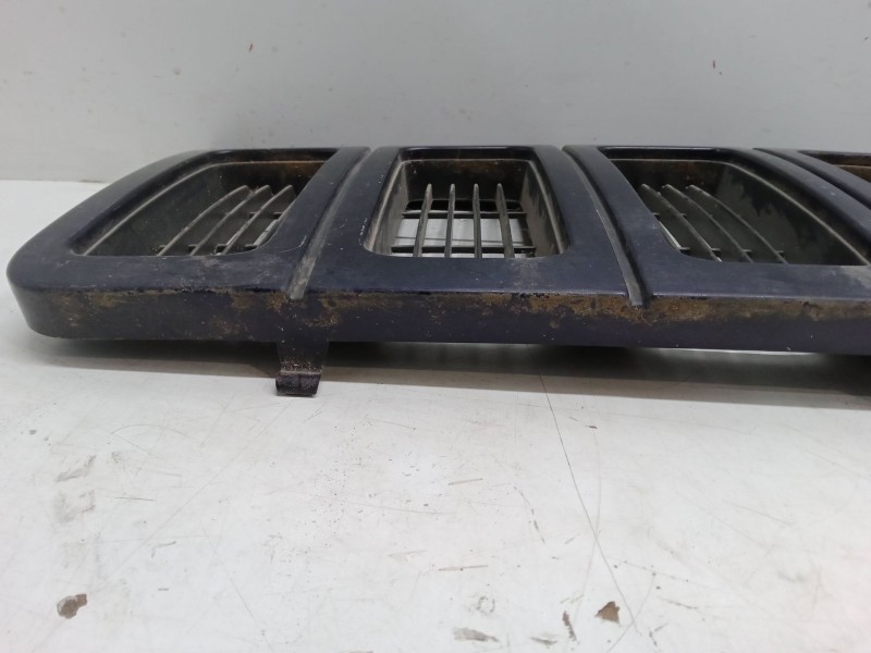 Recambio de rejillas capo para jeep grand cherokee i (zj, zg) 4.0 i 4x4 (z) referencia OEM IAM   