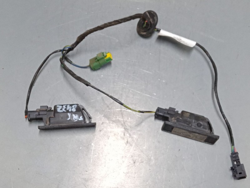 Recambio de luz matricula para citroën c4 picasso i monospace (ud_) 1.8 i 16v referencia OEM IAM 9658968180  