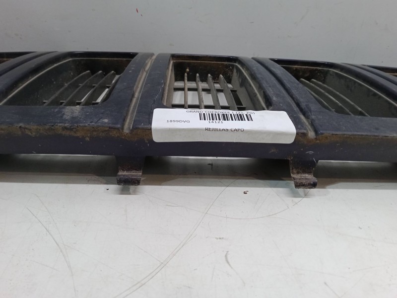 Recambio de rejillas capo para jeep grand cherokee i (zj, zg) 4.0 i 4x4 (z) referencia OEM IAM   