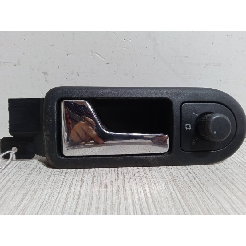 Recambio de maneta interior puerta delantera izquierda para volkswagen golf iv (1j1) 1.9 tdi referencia OEM IAM   