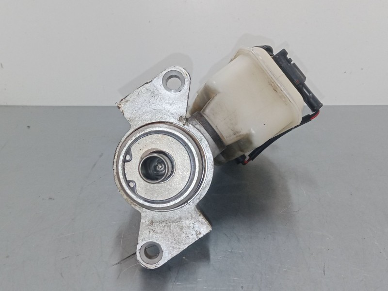 Recambio de bomba freno para chevrolet aveo / kalos hatchback (t200) 1.2 referencia OEM IAM    Recambio de bomba freno para chevrolet aveo / kalos hatchback (t200) 1.2 referencia OEM IAM