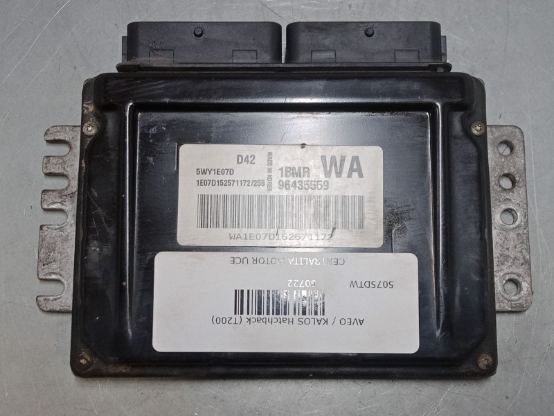 Recambio de centralita motor uce para chevrolet aveo / kalos hatchback (t200) 1.2 referencia OEM IAM 96435559  