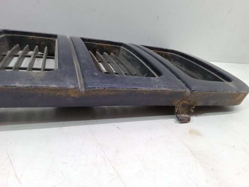 Recambio de rejillas capo para jeep grand cherokee i (zj, zg) 4.0 i 4x4 (z) referencia OEM IAM   