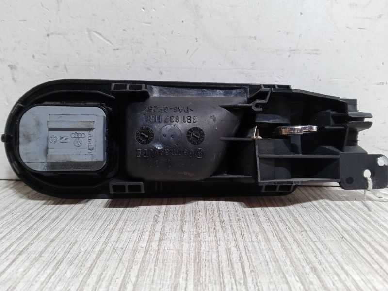 Recambio de maneta interior puerta delantera izquierda para volkswagen golf iv (1j1) 1.9 tdi referencia OEM IAM   