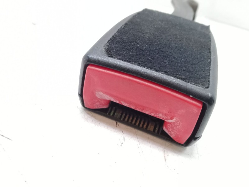 Recambio de anclaje cinturon delantero derecho para seat toledo iii (5p2) 2.0 fsi referencia OEM IAM   