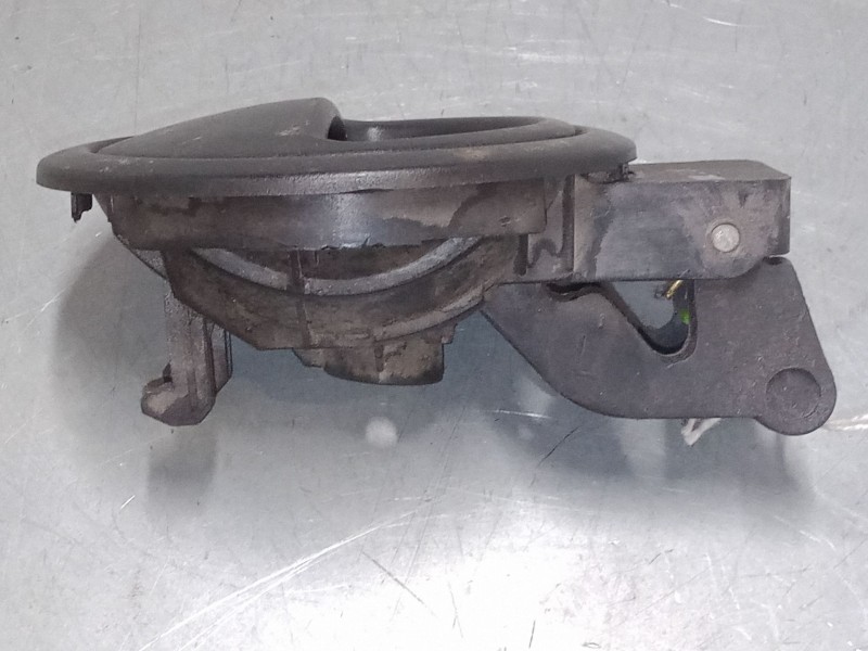 Recambio de maneta interior puerta delantera izquierda para daewoo kalos (klas) 1.2 referencia OEM IAM   