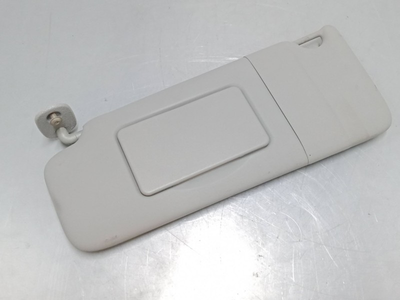 Recambio de parasol izquierdo para renault clio ii (bb_, cb_) 1.5 dci (b/cb08) referencia OEM IAM   