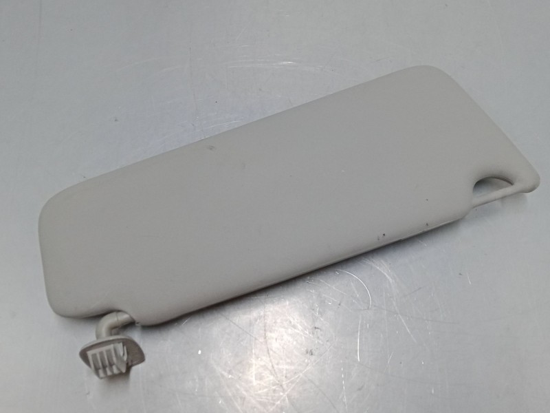 Recambio de parasol izquierdo para renault clio ii (bb_, cb_) 1.5 dci (b/cb08) referencia OEM IAM   