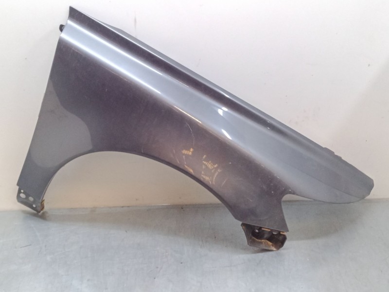 Recambio de aleta delantera derecha para volvo v50 (545) 2.0 d referencia OEM IAM    Recambio de aleta delantera derecha para volvo v50 (545) 2.0 d referencia OEM IAM